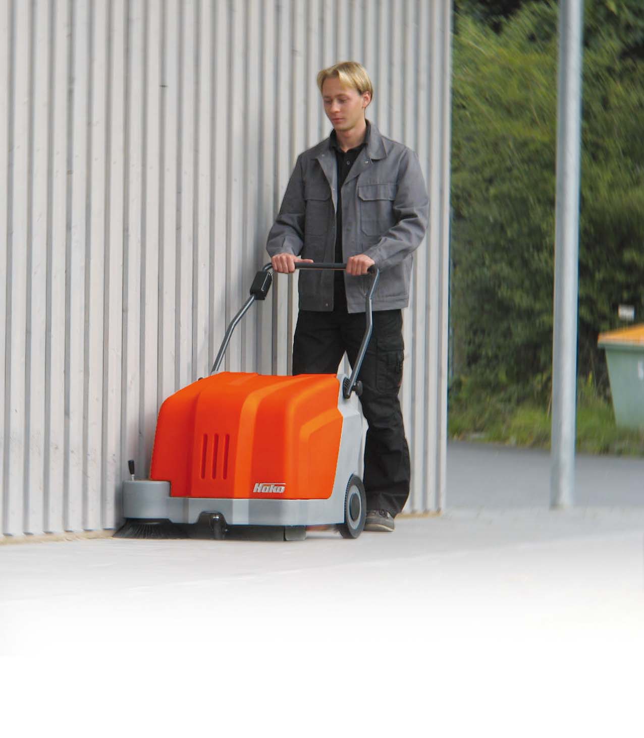 HAKO SWEEPMASTER B500